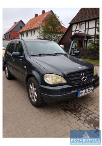 PKW MERCEDES BENZ ML430 in Raum Langelsheim