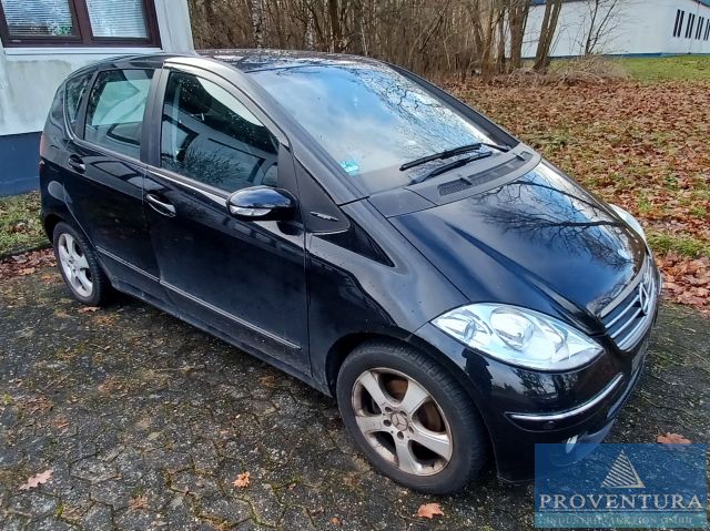 Fahrzeugauktion: Pkw MERCEDES-BENZ A170 Avantgarde, EZ. 2005, 200.000 km, Navi, Klima, Sitzheizung