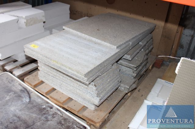 Insolvenzversteigerung 4 Pos. u.a. ca. 46 m² Carrara-Marmor, ca. 13 m² Granitplatten, Richtscheit, Dämmaterial