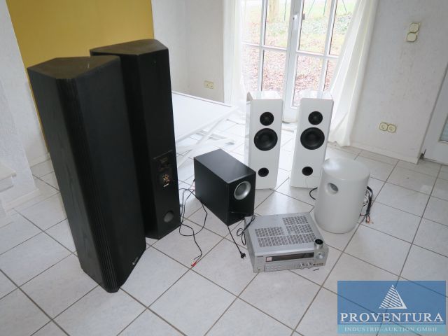 Nachverkauf zur Insolvenzversteigerung: Hochwertige Audio-Ausstattung und HiFi-Zubehör, Massivholztisch, Solarium, etc.
