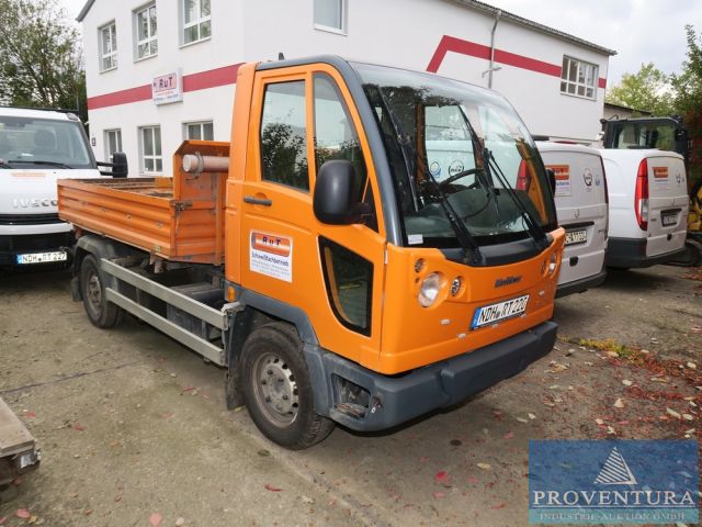 Baumaschinen-Versteigerung Multicar M27T EZ 2013, Pkw-Anhänger Deckel, etc.