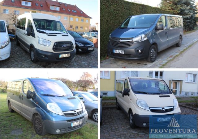 Aus Insolvenz: 4 Fensterbusse aus Personenbefördungsunternehmen, 3x Opel Vivaro 2.0 TDCI EZ 2012 - 2016 und FORD Transit 2.2 TDCi, EZ 2015