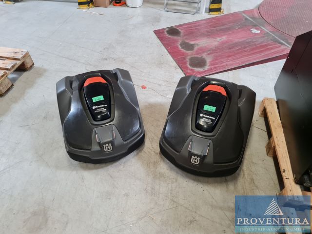 Aus Leasing: 2x Mähroboter HUSQVARNA Automower 430x angeschaft für ca. 2.700 € in 06.2021