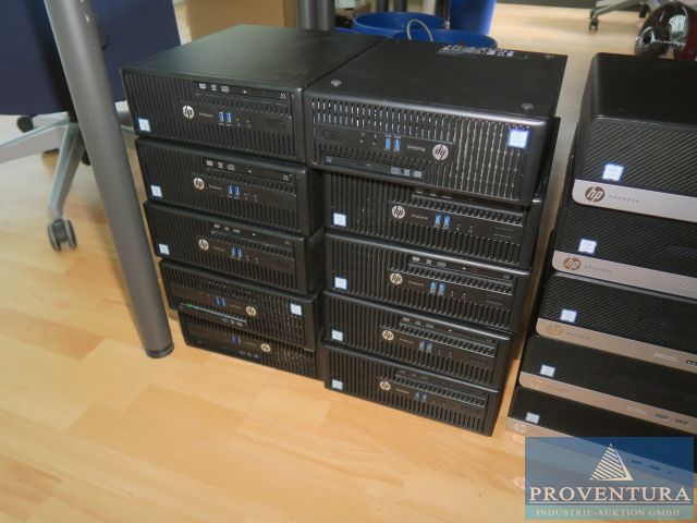 Nachverkauf zu 70 Pos. gut erhaltene Büroeinrichtung und Bürotechnik - div. Büromöbel nebst Bürodrehstühlen, Konferenztische, div. TFT-Monitore DELL, SAMSUNG; ACER, etc., div. PCs HP, Dockingstationen HP, versch. Notebooks