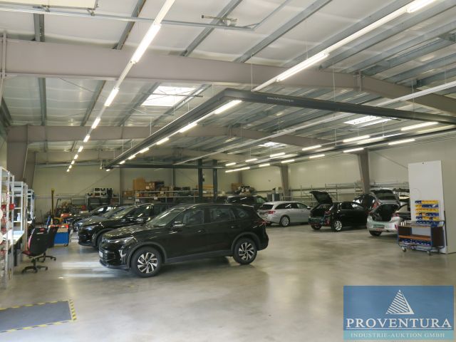 Nachverkauf zur: Insolvenzversteigerung Göttinger Sonderfahrzeugbau GmbH: 460 Pos., Holz- u. Metallbau, viele Handwerkzeuge, Elektromontage, Kfz-Werkzeuge, Hebebühne, Büromöbel, EDV, etc.