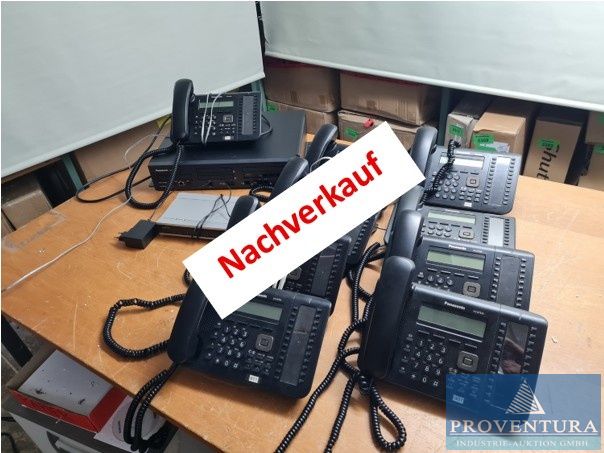 Lagerräumung aus Leasing: Telefonanlage PANASONIC KX-NS700NE + 12 TELEFONE KX-DT543 und weiteres Zubehör