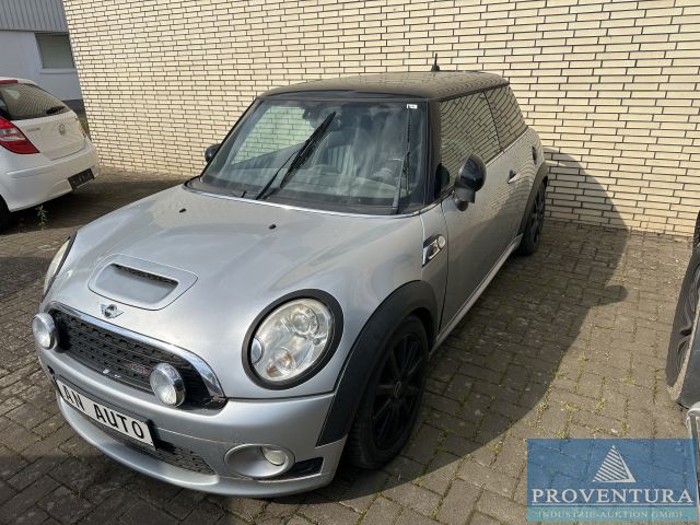Aus Insolvenz: BMW Mini Cooper S 1.6, EZ 2007, 123.000 km, Leder, Holzdekor