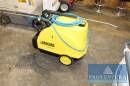 Heisswasser-Hochdruckreiniger KÄRCHER Commercial HDS 558C Eco