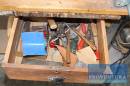 Handwerkzeuge in und auf der Werkbankkombination u.a. Schraubendreher ADW