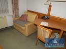Doppelbett-Hotelzimmereinrichtung Holzdekor dunkel