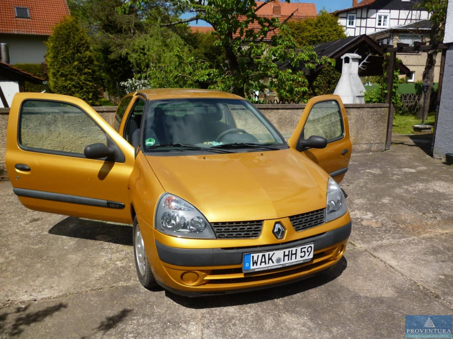PKW RENAULT Clio