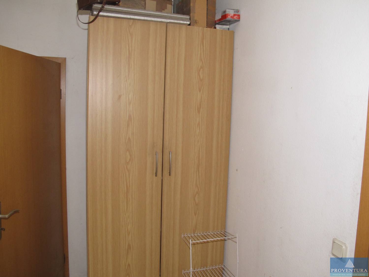 Aktenschränke Holzdekor hell | Proventura Online-Auktion