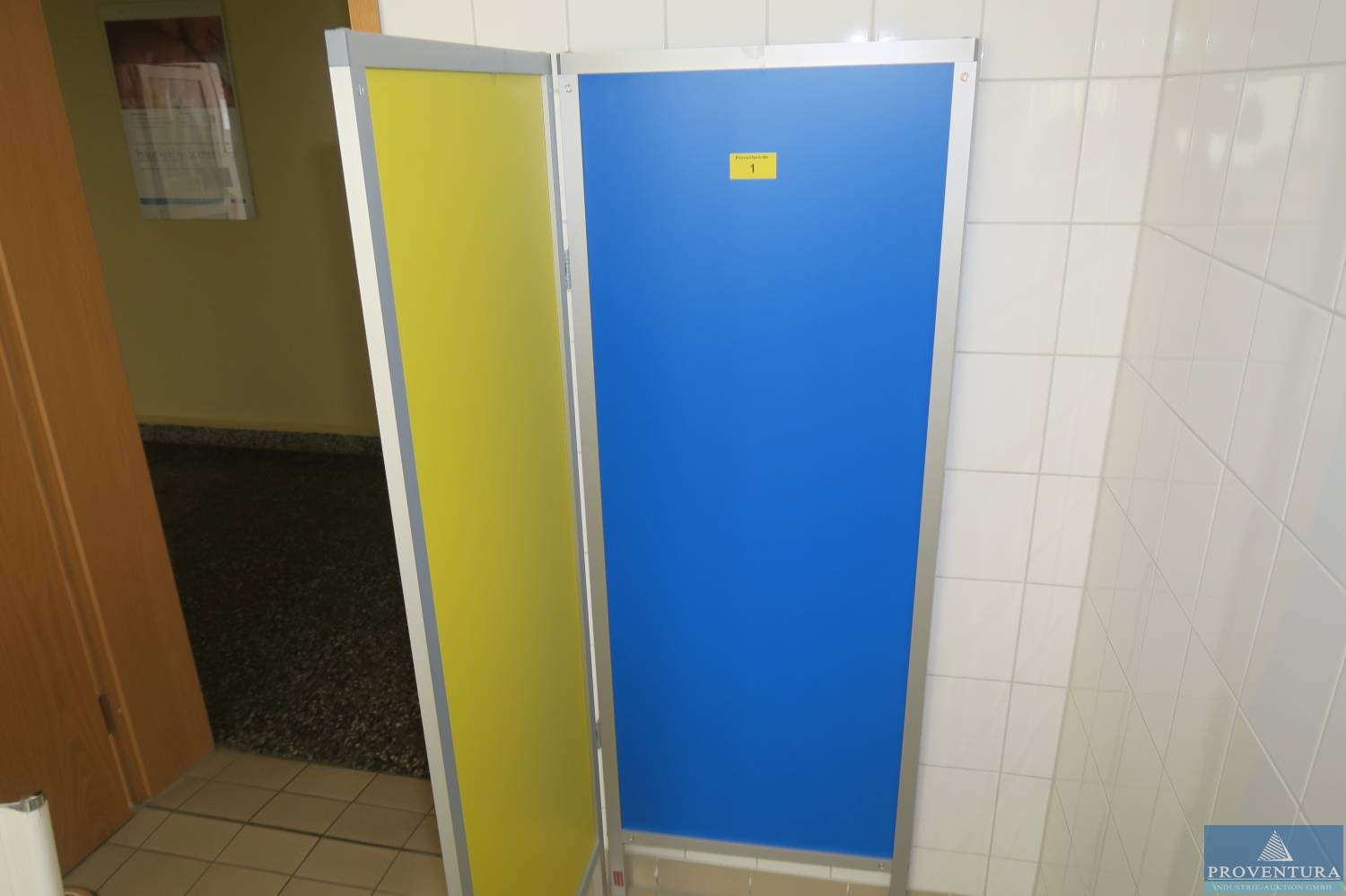 Nachauktion: Inventar einer Hautarzt- u. Kinderarztpraxis, 39116 Magdeburg