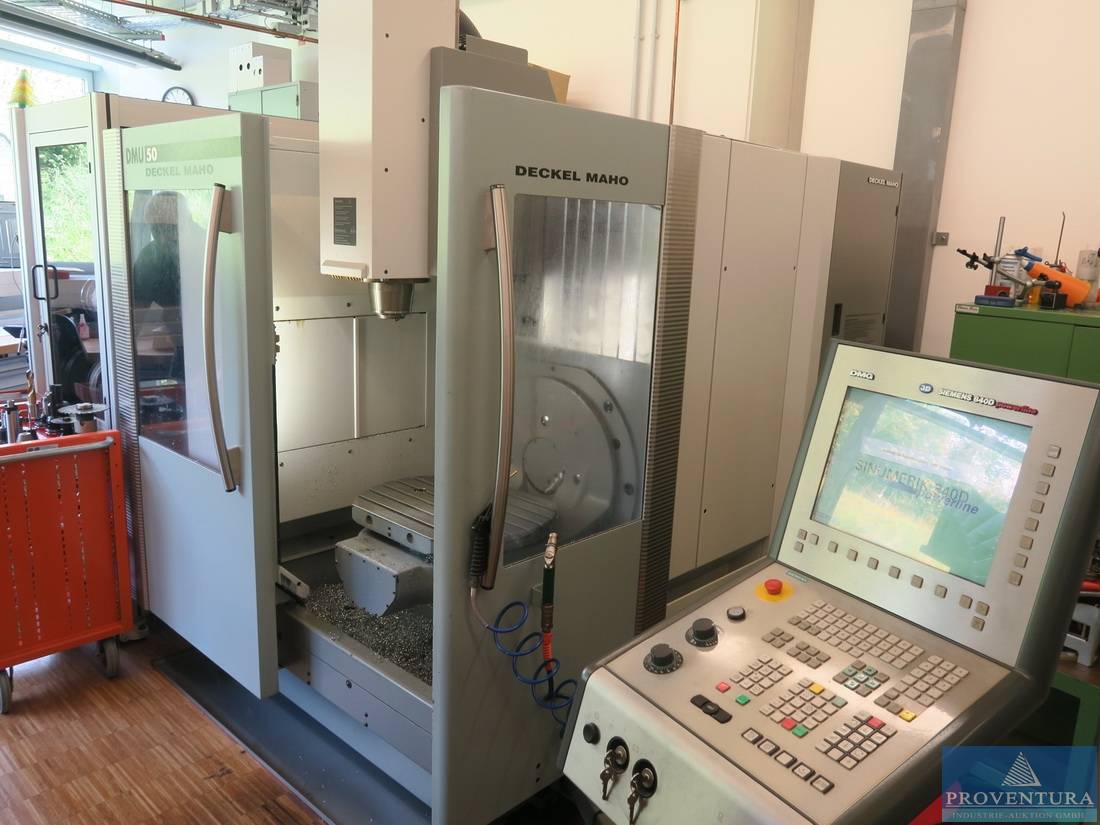 Liquidation: CNC-Bearbeitungszentren aus Forschungsinstitut, Deckel Maho DMU50, Bj. 06, Deckel Maho DMC1035V, Bj. 06, 2 Zyklen-Drehmaschinen Style, 37077 Göttingen