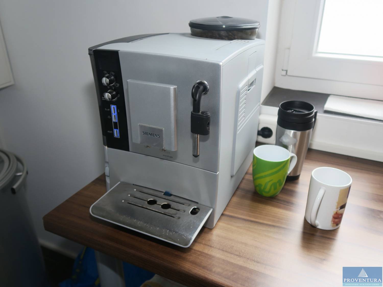 Kaffeeautomat SIEMENS EQ.5 Macchiato | Proventura Online ...
