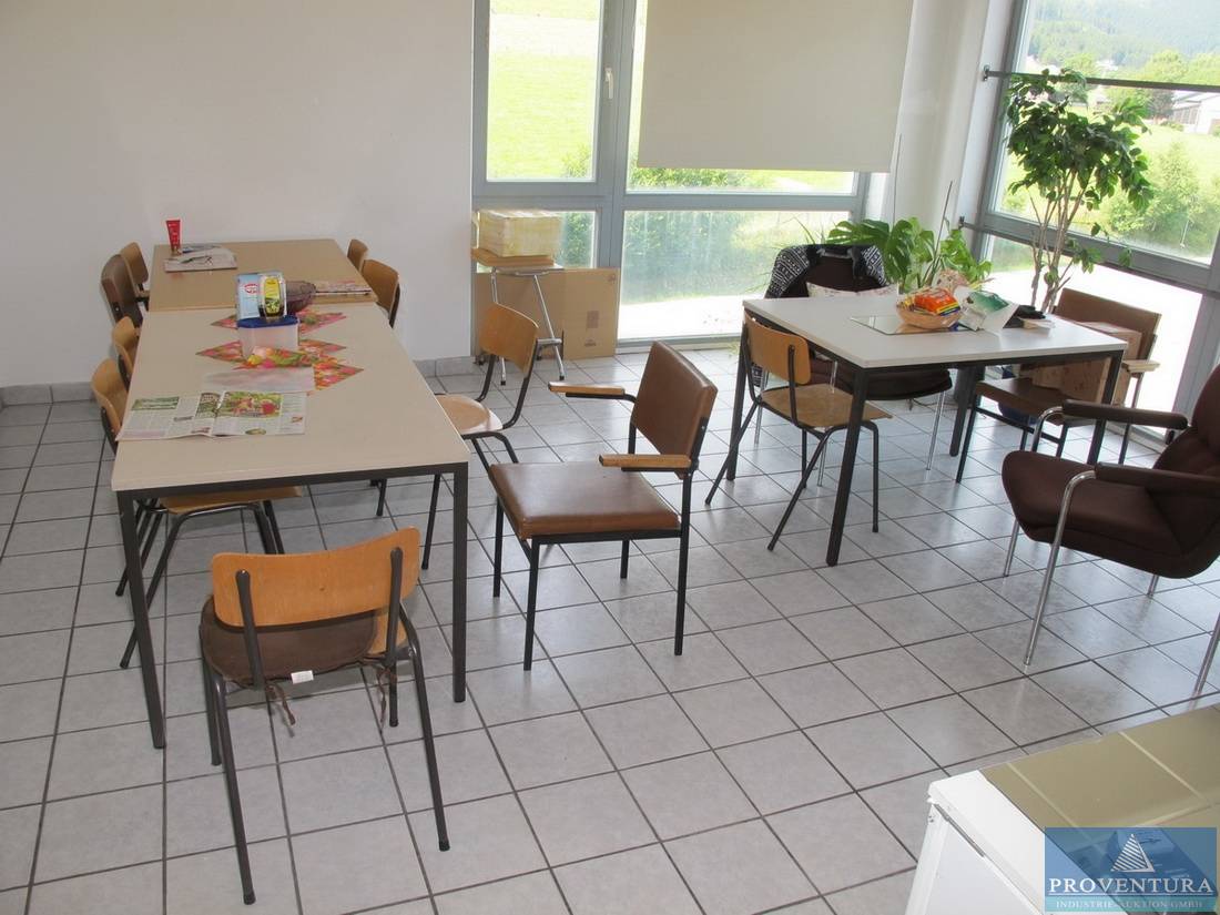 Pausenraum-Möblierung | Proventura Online-Auktion