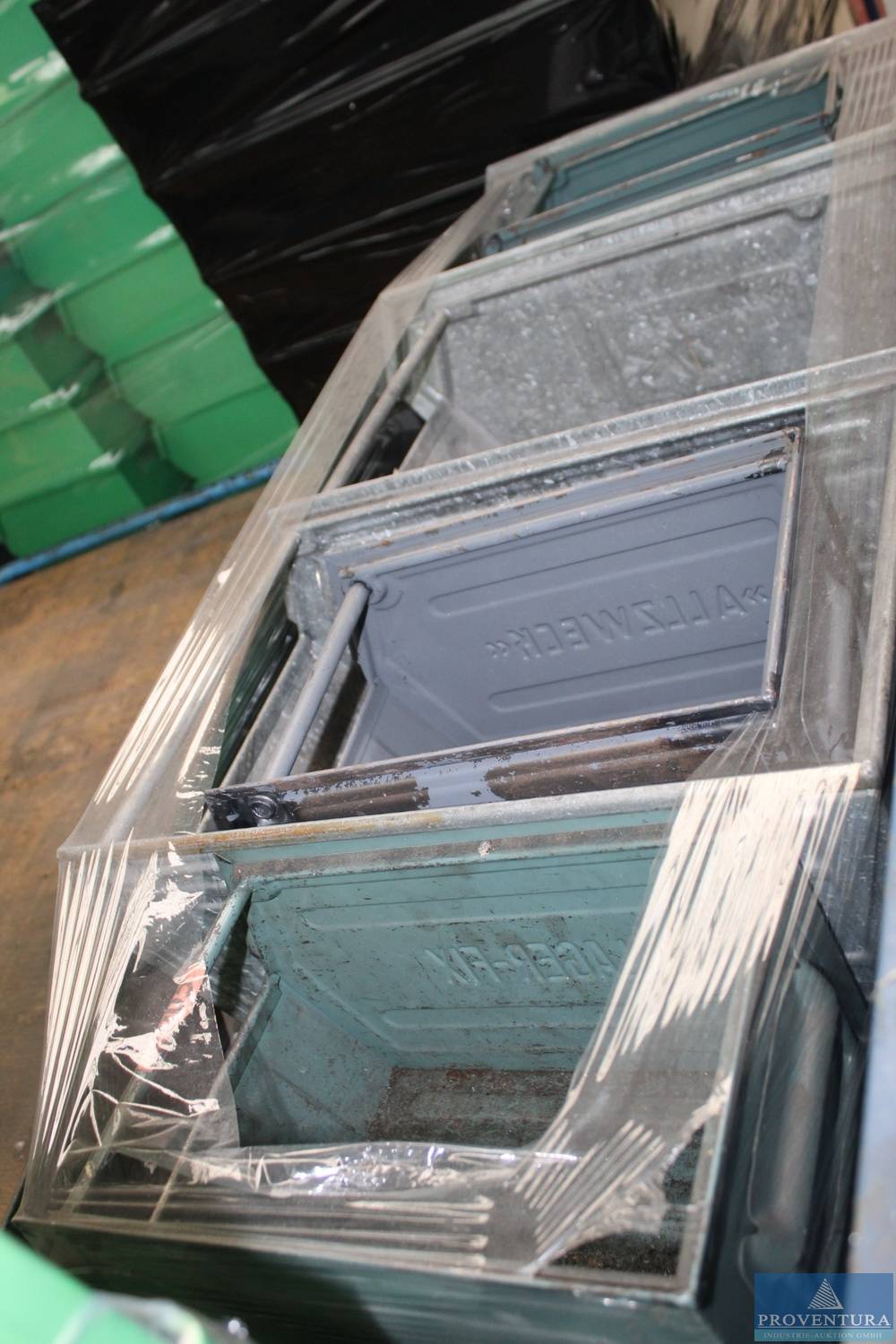 Lagerboxen groß | Proventura Online-Auktion