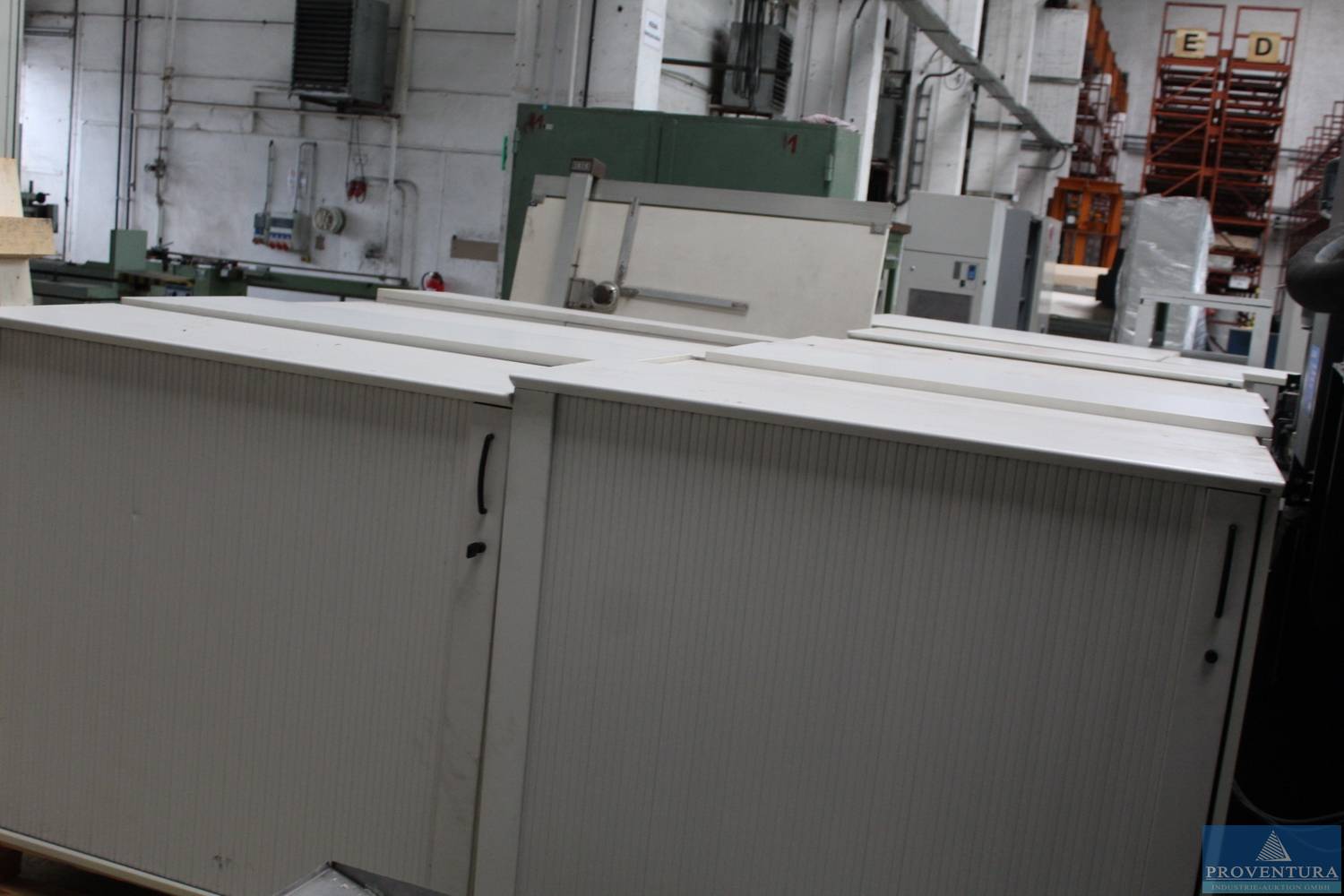 Büroschränke / Sideboards | Proventura Online-Auktion