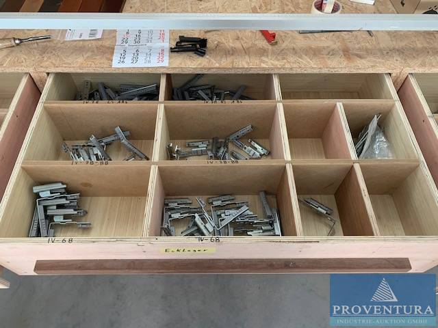 Fensterbauzubehör w. Ecklager | Proventura Online-Auktion