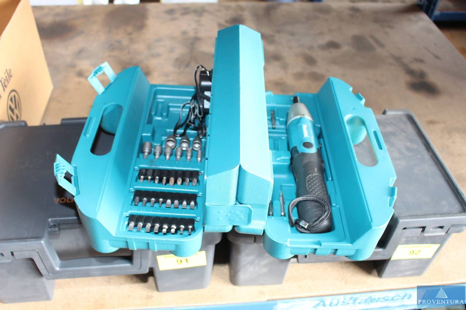 Akku-Stabschrauber MAKITA 6722D