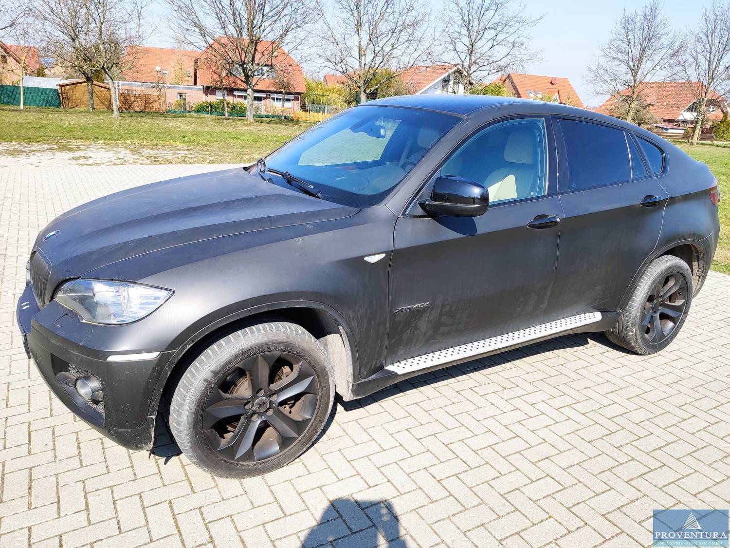 Fahrzeug-Online-Auktion: Pkw BMW X6 xDrive 40 d, EZ 2010, ca. 62.000 km