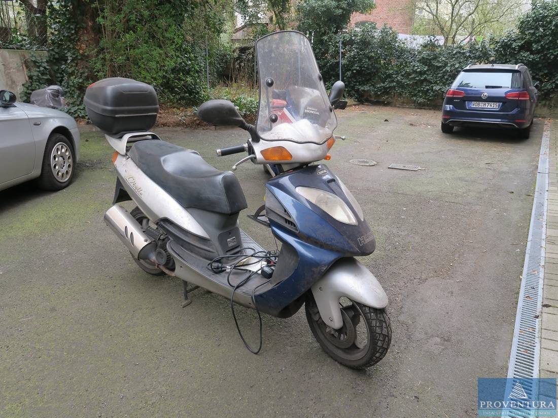 Aus Insolvenz: 2 Motorrad-Klassiker, Honda VF 1000R, Yamaha YZF 1000, Motorroller Daelim Otello u. Pkw Ford Ka, 34121 Kassel