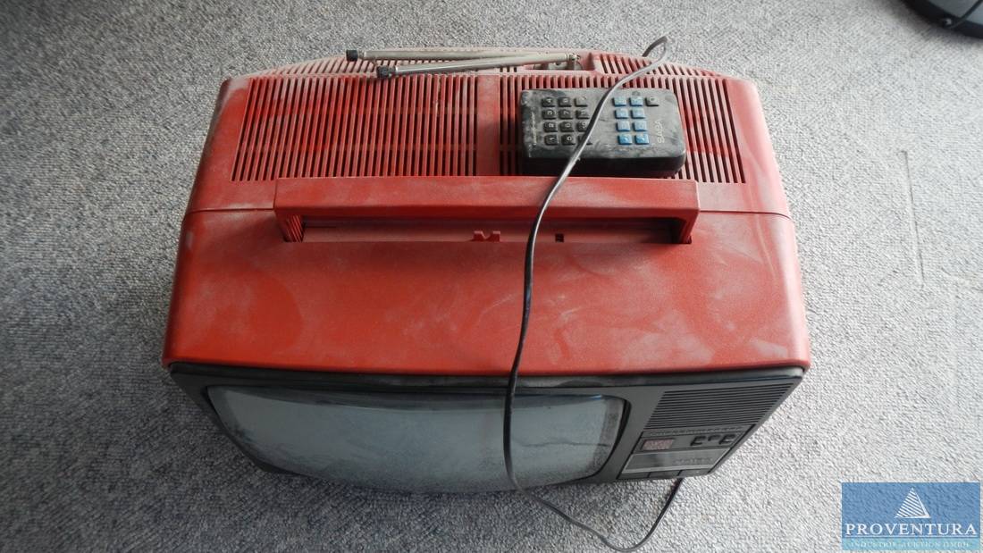 Fernseher-Set 70er und 80er Jahre | Proventura Online-Auktion