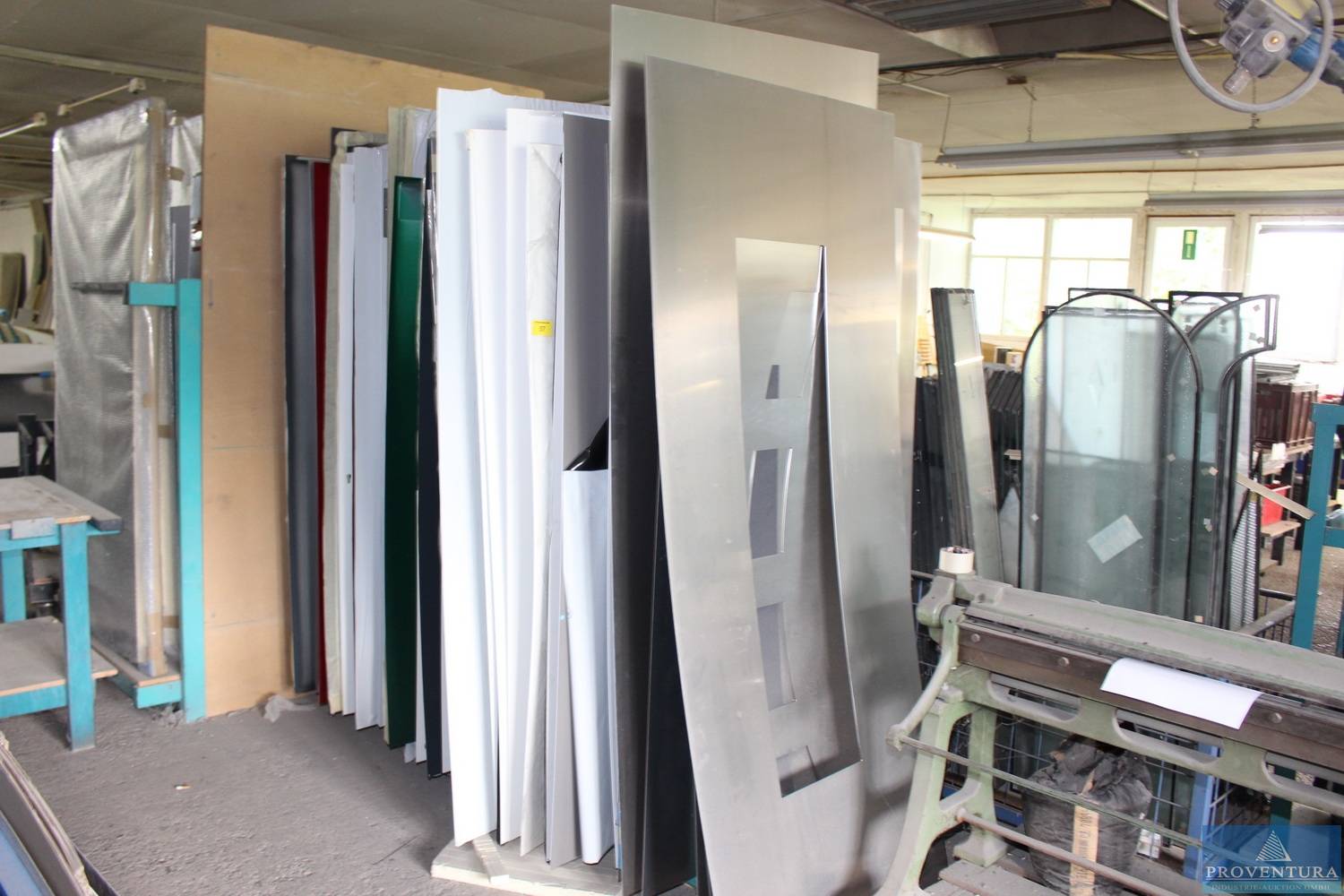 Tür-Außenteile meist Alu/ Edelstahl m. Ausschnitt | Proventura Online