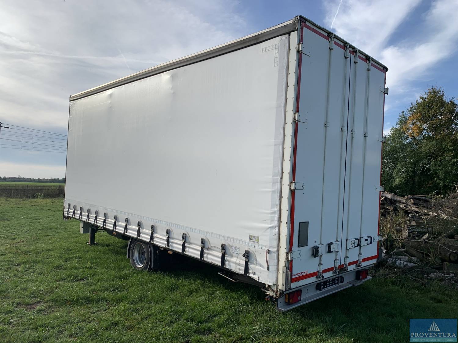 Online-Auktion 21 Positionen eines Sonderposten-Marktes: EDV, Handyzubehör, Werkzeuge, Lkw-Anhänger Ackermann 9.9t, EZ 2011, 29352 Adelheitsdorf