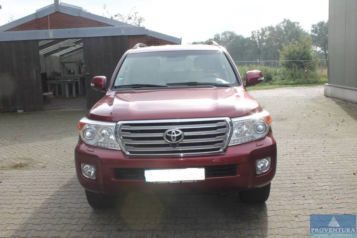 Online-Insolvenzauktion Einrichtung Blumengroßhandel, 4 x LKW MERCEDES-BENZ Atego 816-818-1229, Sprinter, LKW + Pkw Anhänger Koffer, TOYOTA LandCruiser V8, Palettenregale, Lagereinrichtung, Ladeneinrichtungen, Warenbestand Blumenerde, Töpfe, etc.