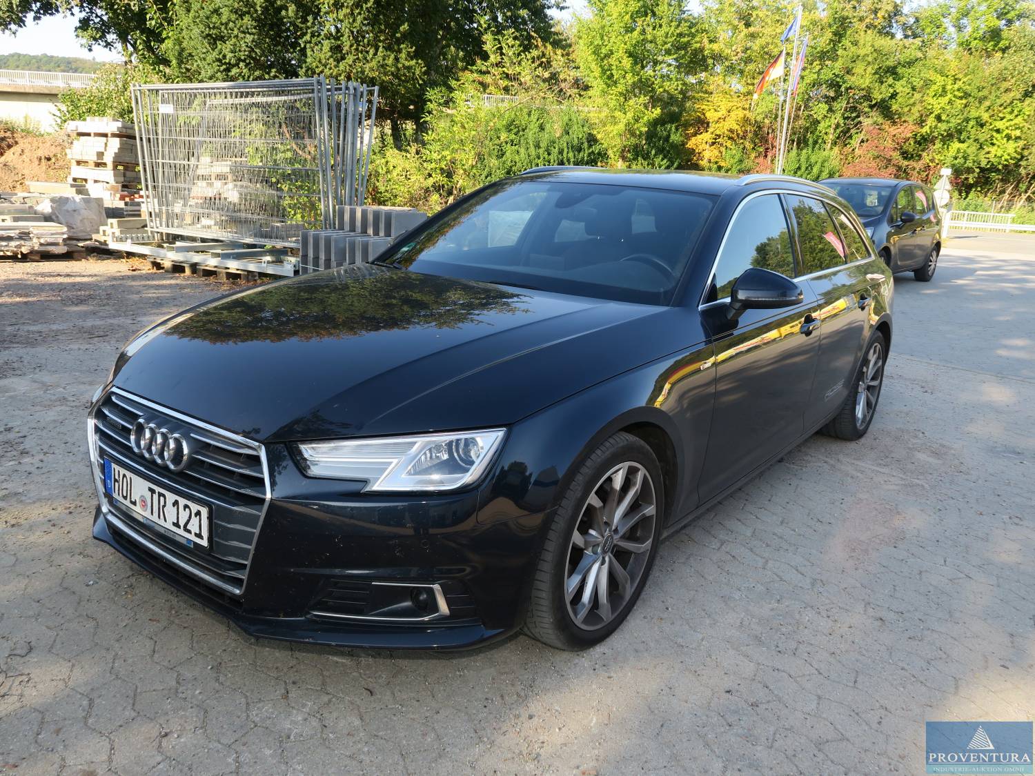 Aus Insolvenz: Audi A4 Avant 2.0 TDI Quattro S-Line, EZ 2016, 188.000 km, 37600 Raum Weserbergland