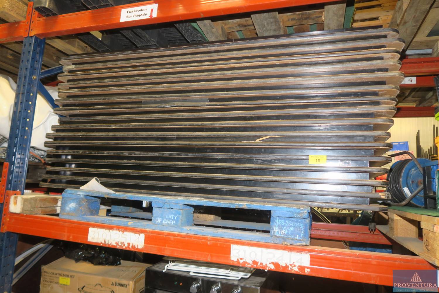 Tafeltische Holz je ca. 180x75 cm | Proventura Online-Auktion