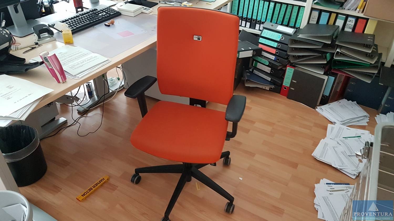 Bürodrehstuhl VIASIT 1121000 Polster 1041 | Proventura Online-Auktion