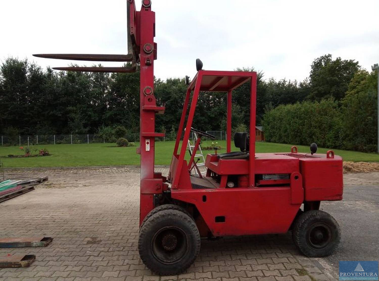 Versteigerung: Dieselgabelstapler 4 Tonnen