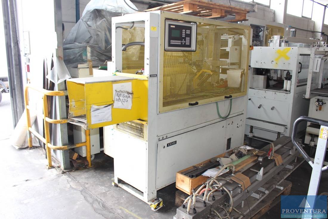 Nachverkauf zur: Liquidationsauktion: 60 Pos. Maschinen u. technische Anlagen aus Kunststoffprofil-Herstellung, Mischanlagen, Extruder, Pumpen, Sägen, etc.