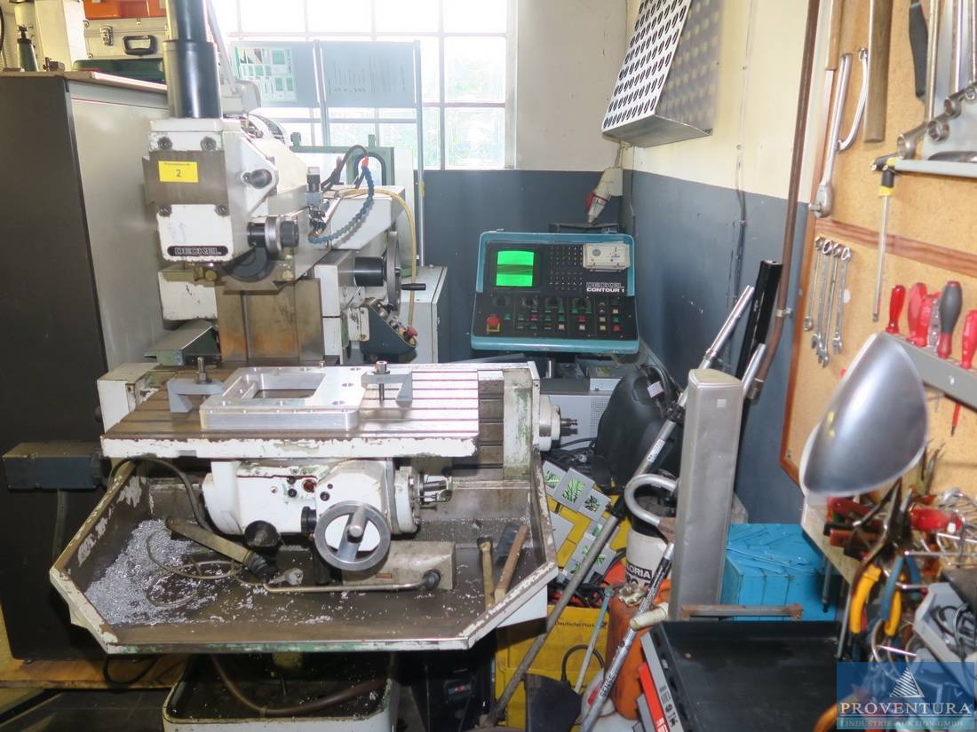 Nachverkauf: 90 Positionen Metallbau, Fräsmaschine Deckel, Messwerkzeuge, Werkzeugschränke, Magazinschränke, Elektrotechnik, etc.