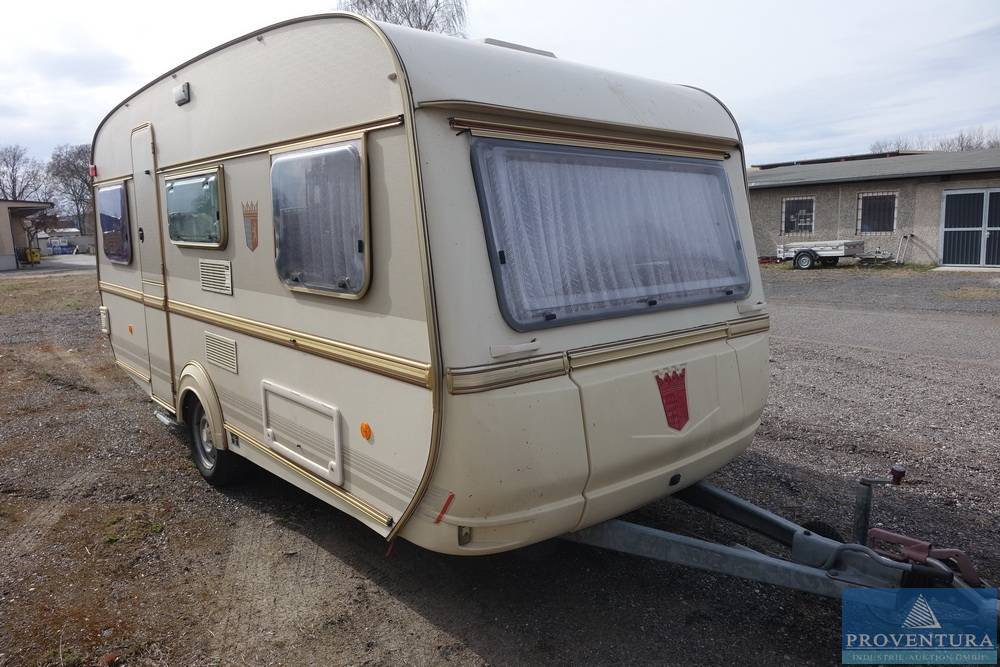 Insolvenzversteigerung: Wohnwagen Tabbert Comtesse 450, EZ 1995, Rundsitzgruppe, Festbett