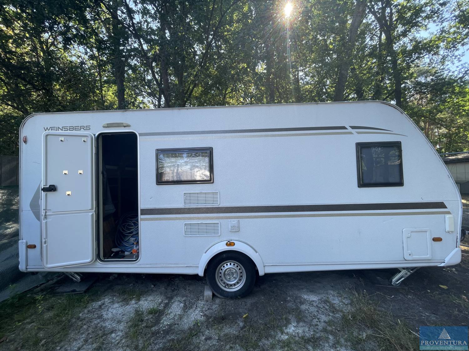 Insolvenzversteigerung: Wohnwagen Weinsberg CaraOne 500 FDK, EZ 2019, Französisches Bett, Stockbetten, Vorzelt