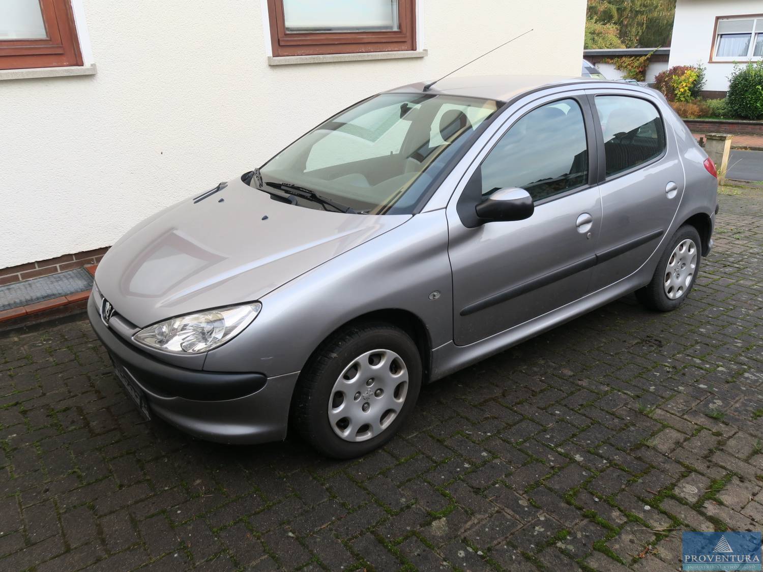Aus Nachlass: Peugeot 206 1.4, EZ 2005, 95.000 km, Klimaanlage, Startpreis € 300,−