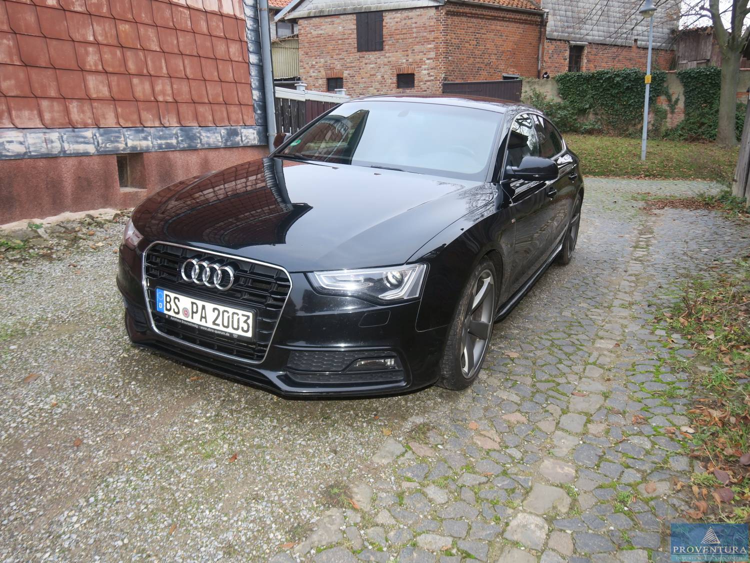 Fahrzeug-Auktion: AUDI A5 Sportback 2.0 TDI S line, EZ. 2016, 210.000 km