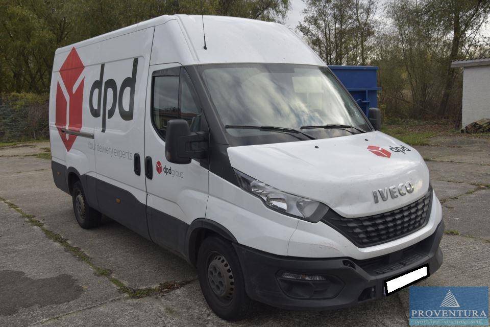 Fahrzeug-Auktion. IVECO Daily 35 S14, EZ. 2021, 82.000 km, Großraumausführung m. Überhang