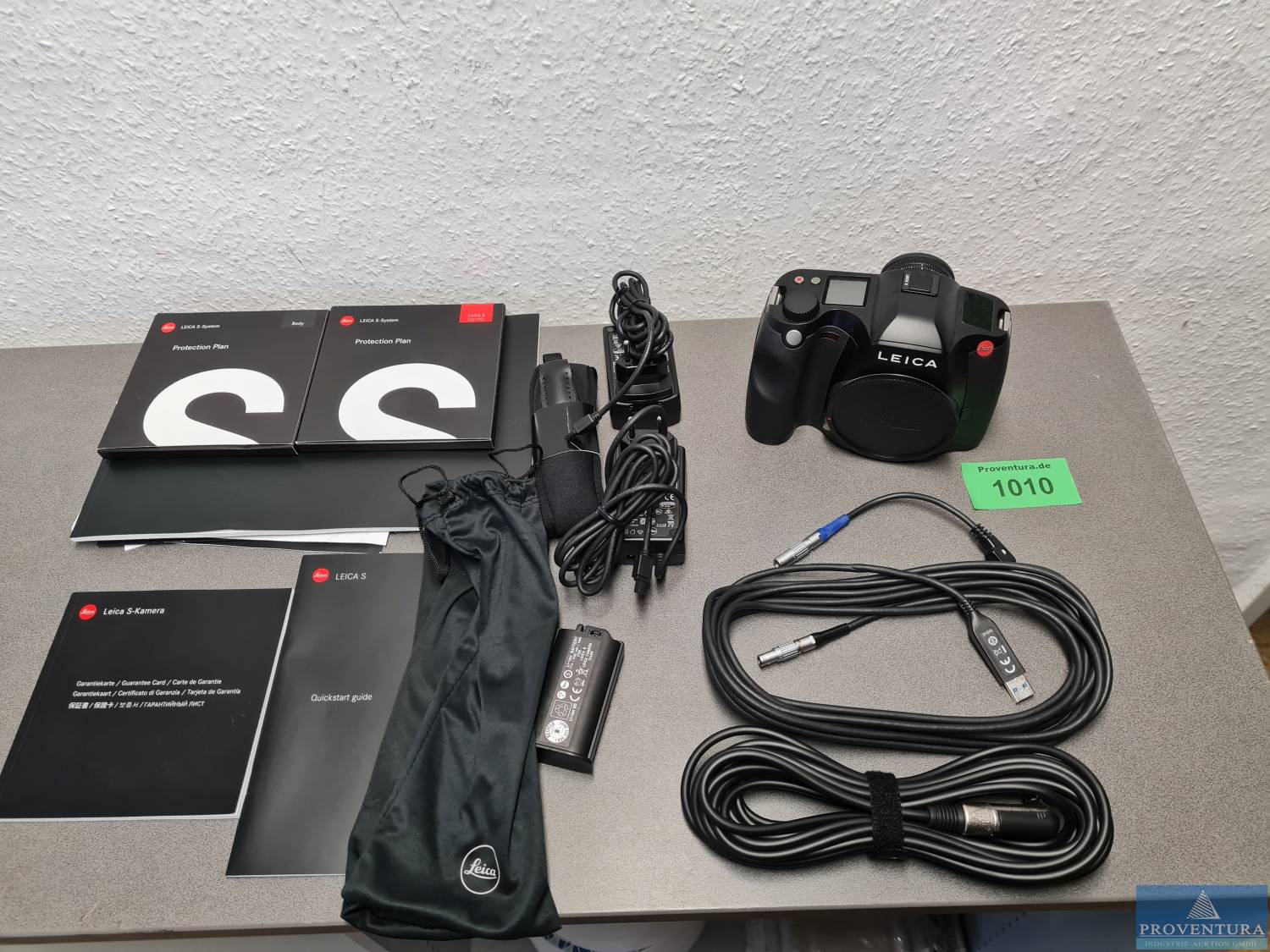 Aus Leasing: Spiegelreflexkamera Body LEICA S 007, angeschafft 09.2016 für ca. 11.840 €