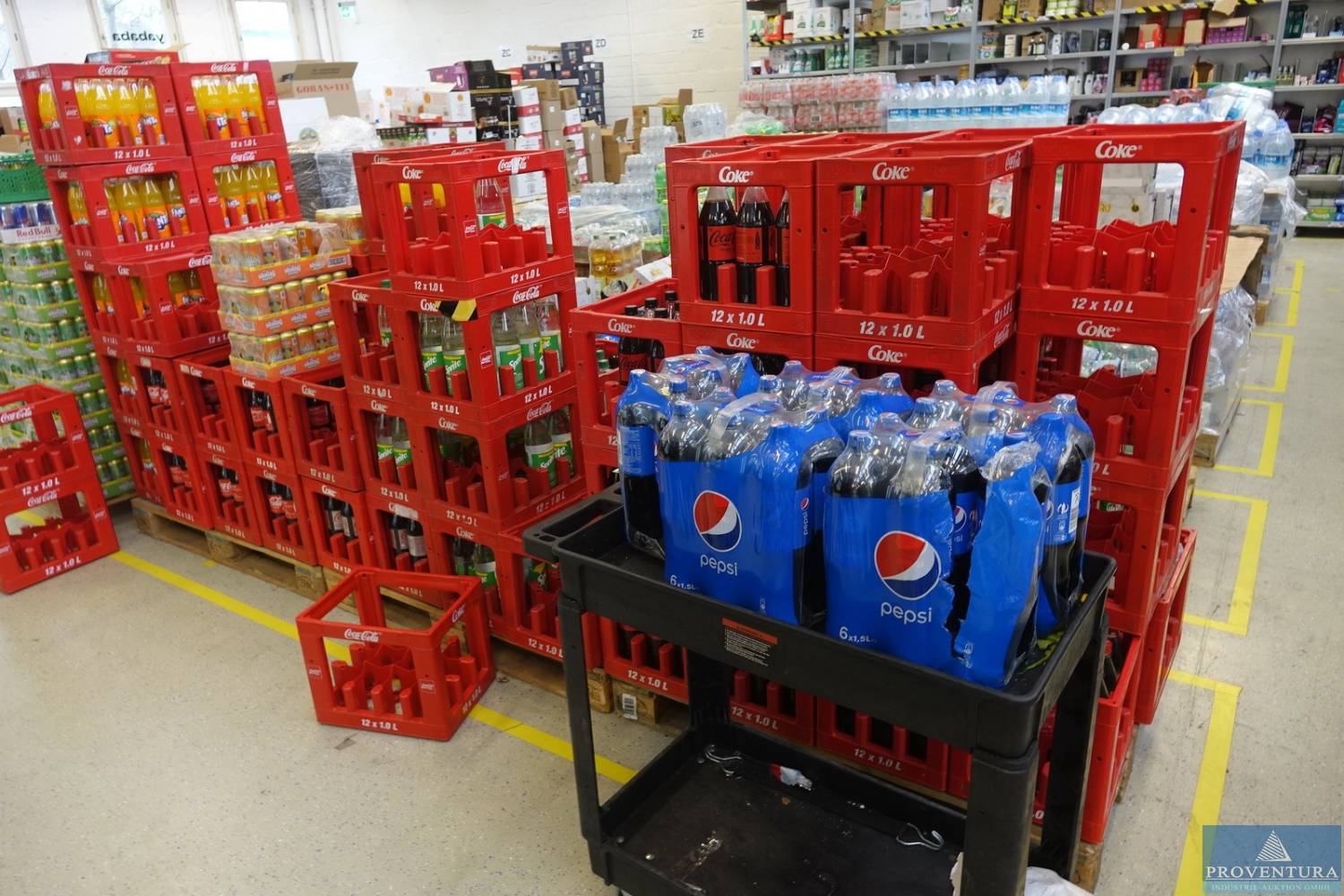 Getränke alkoholfreie Getränke und Säfte in Dosen und PETFlaschen mit und ohne Pfand