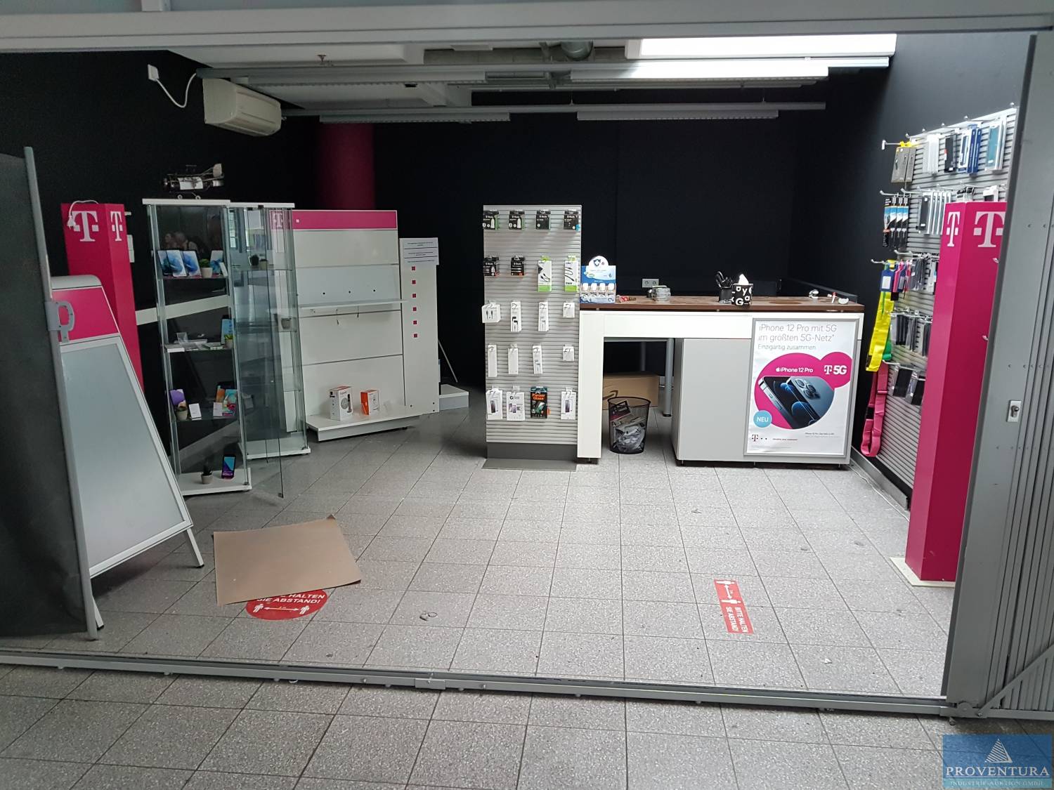 Insolvenzversteigerung Ladeineinrichtung Telekom-Shop nie in Betrieb gewesen