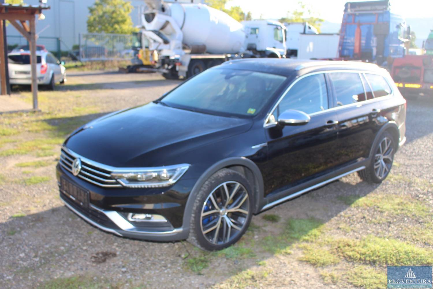 aus Insolvenz VW Passat 2.0 TDI SCR 4Motion DSG Variant Trailer Assist + Park Assist