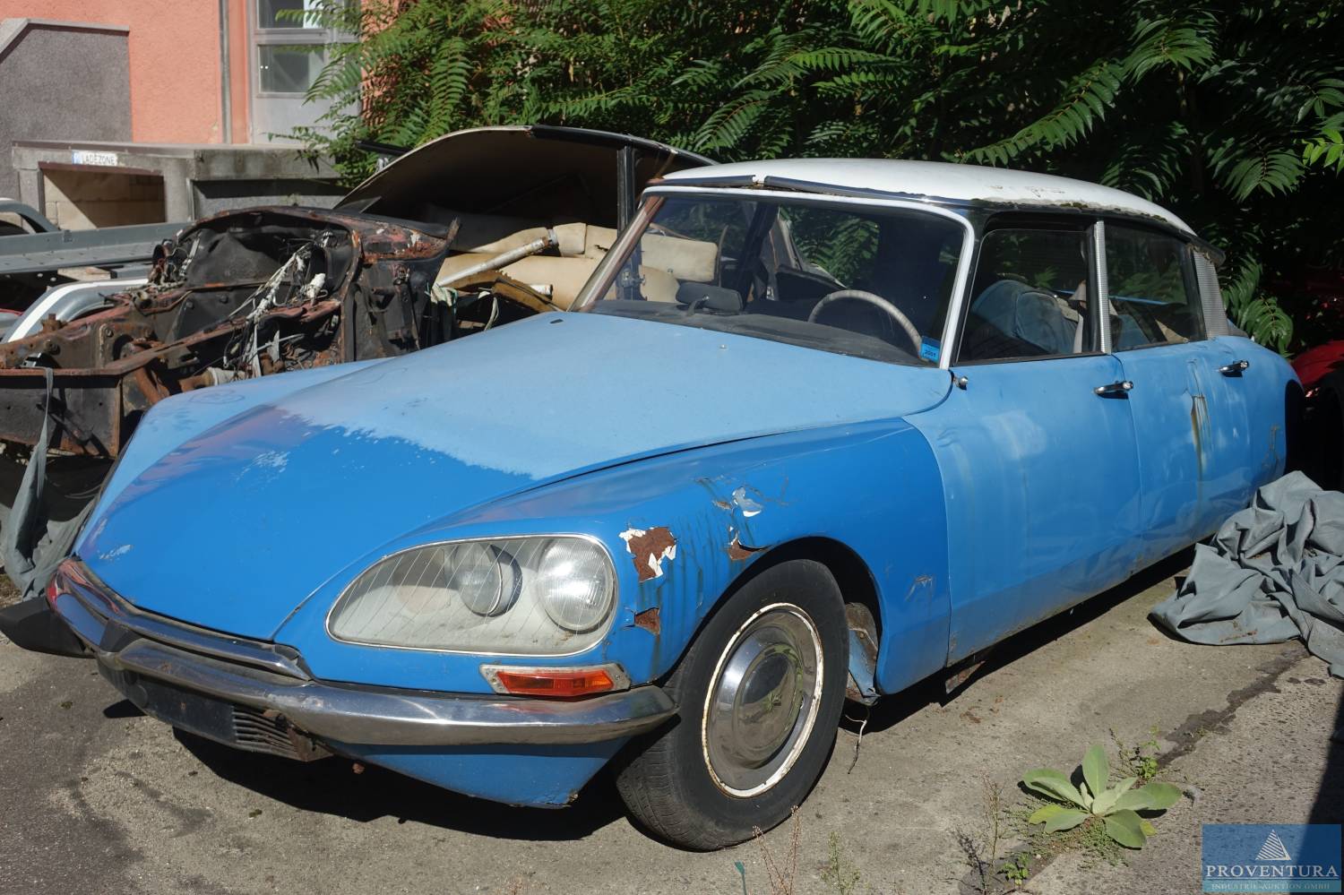 Nachverkauf zu Oldtimer und Fahrzeug-Auktion: seltene CITROEN-Fahrzeuge, -Karossen, CITROEN DS21, DS20, ID20, weitere Fahrzeuge u. Anhänger