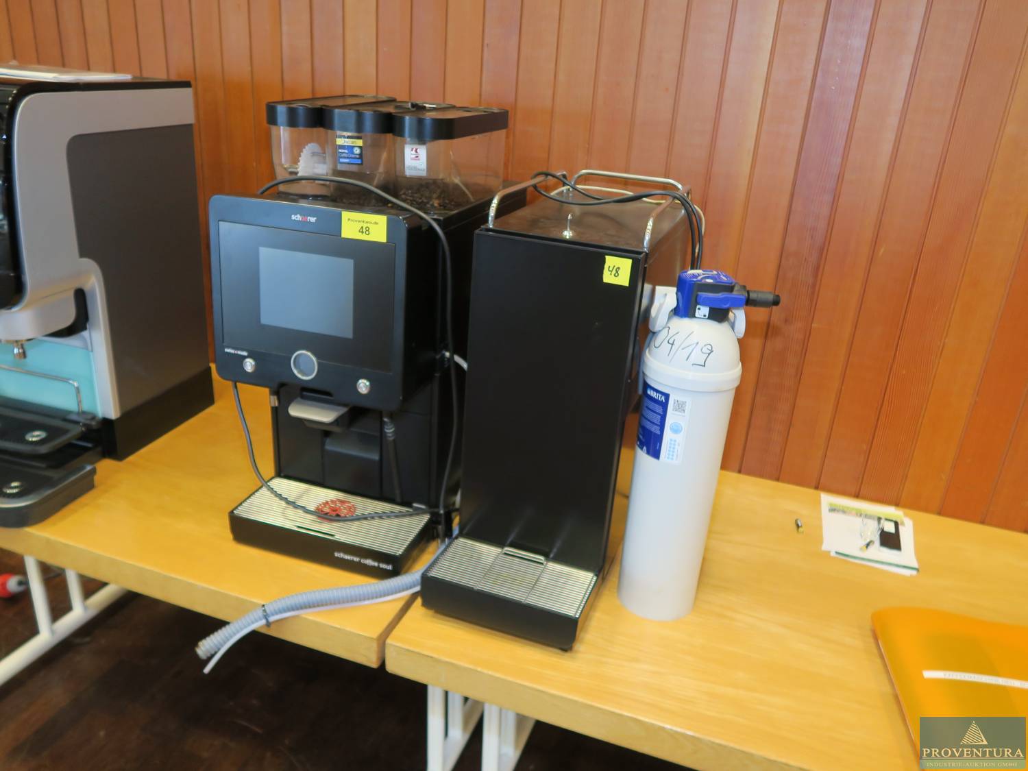Resteauktion: Kaffeeautomat SCHAERER mit Milchkühlschrank und Wasserfilter, Sofortkauf möglich!