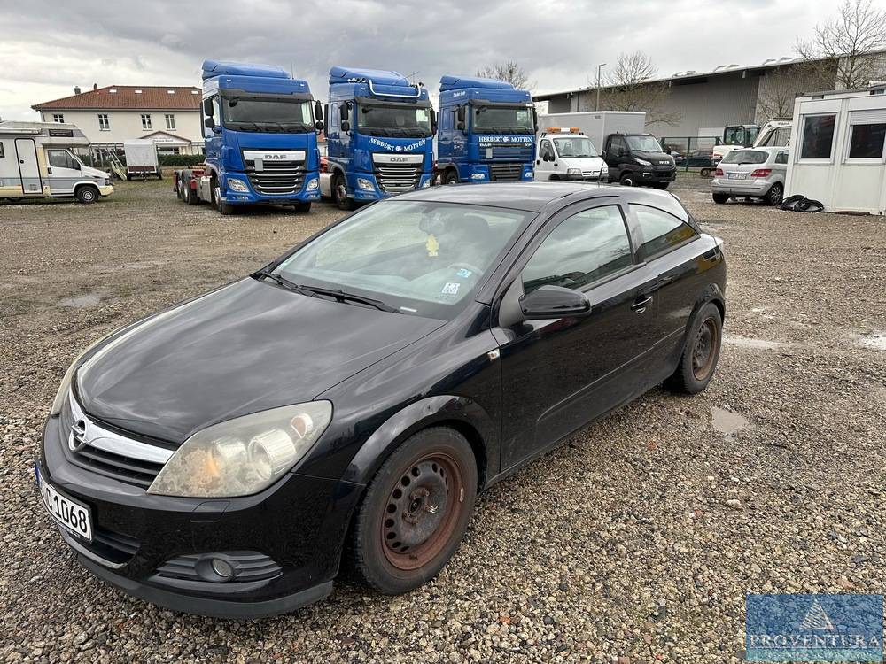 Aus Insolvenz: Opel Astra 1.8 GTC, EZ 2006, 212.000 km, Klimaanlage, 8-fach bereift