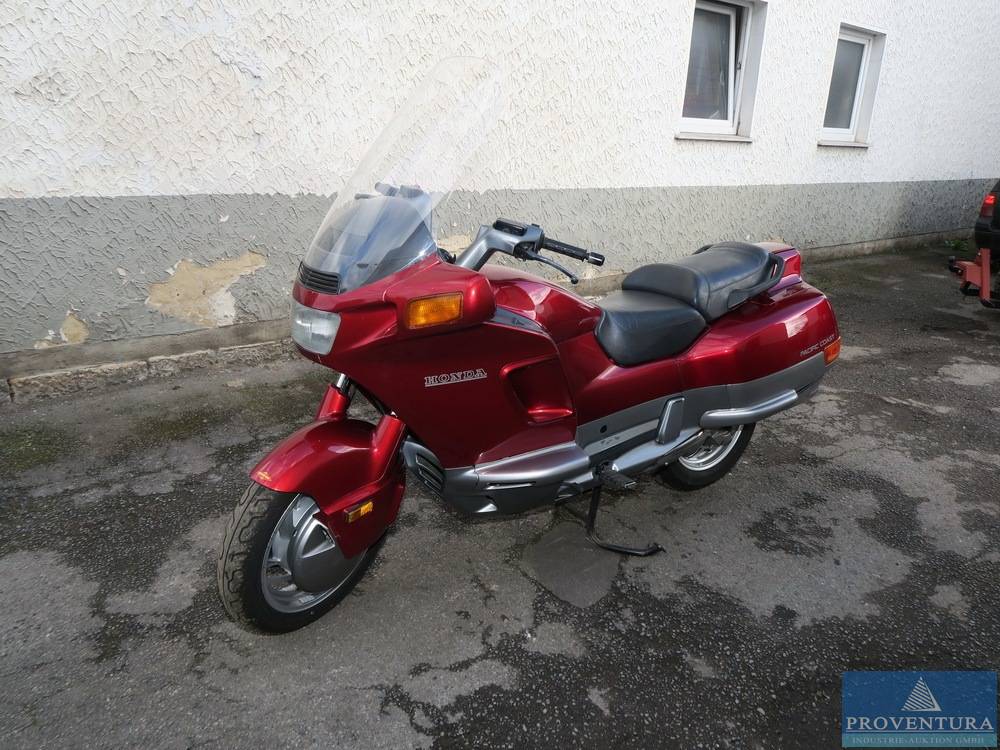 Versteigerung aus Sammlung: Seltenes Motorrad Honda Pacific Coast 800, EZ 1990, deutsche Papiere, H-Zulassung