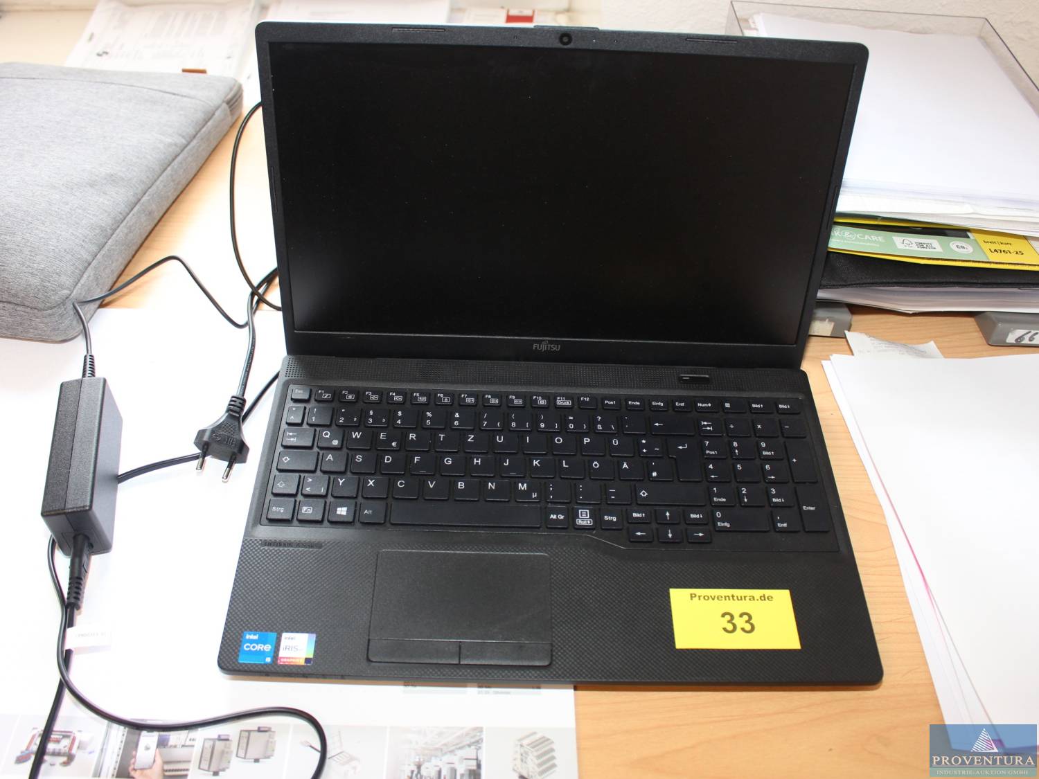 Insolvenzversteigerung Notebook FUJITSU Lifebook A3511 Core-i5 1135 G7, 16 GB Ram, NVMe 512 GB